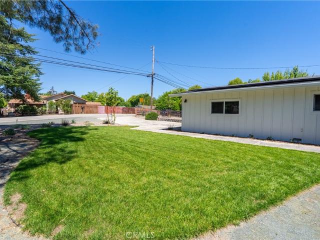 9606 Atascadero