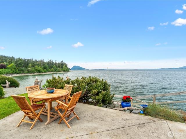 9609 Samish Island Road