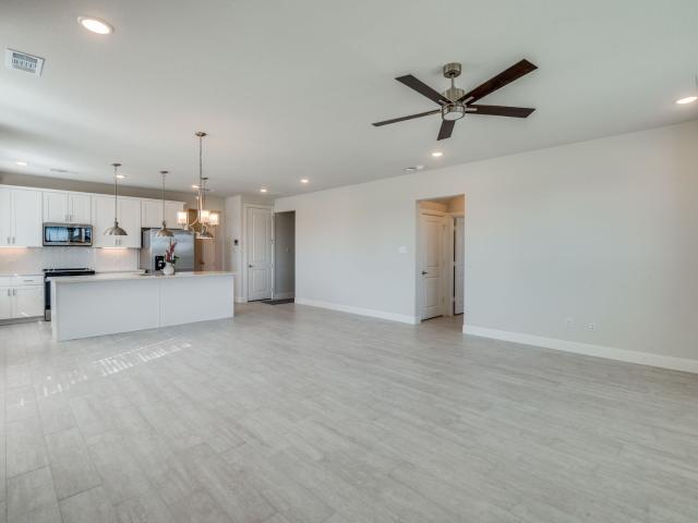 9601 Thorncrown Lane, Fort Worth, US, TX