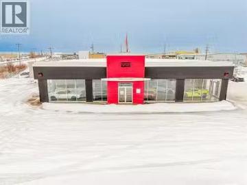 Grande Prairie, Alberta - Garden, Office room