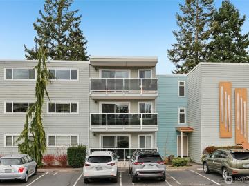 960 5th Ave S, Unit 208, Edmonds, WA 98020 | MLS #2537