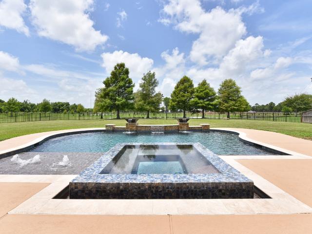 960 Cemetery Road