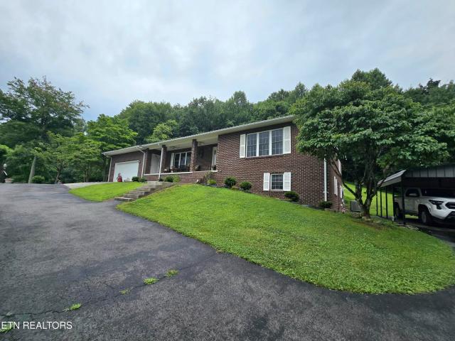 960 Boones Path Rd