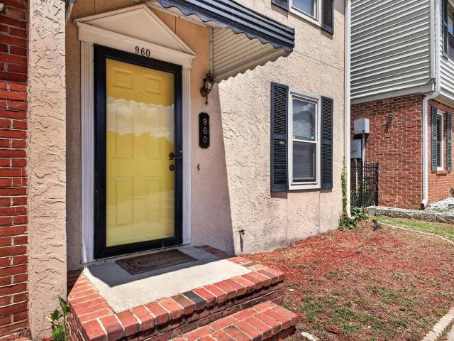 960 Bama Avenue