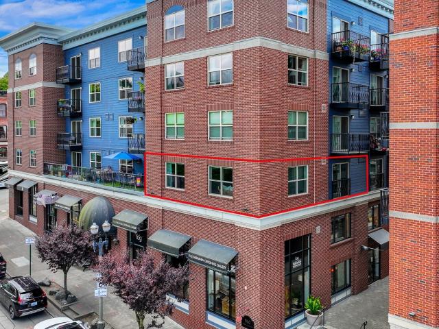 960 Harris Avenue # 305