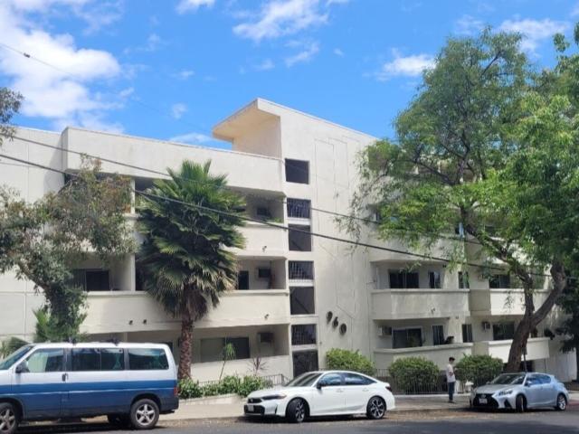 960 Larrabee St #310, West Hollywood, US, CA