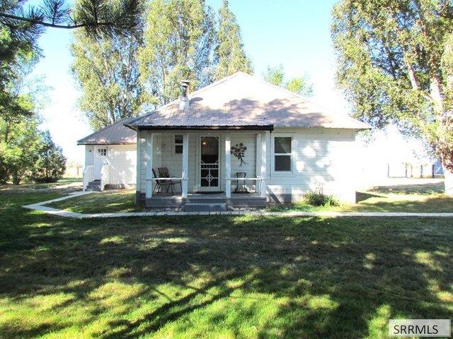 960 S 2200 W, Blackfoot, ID 83210