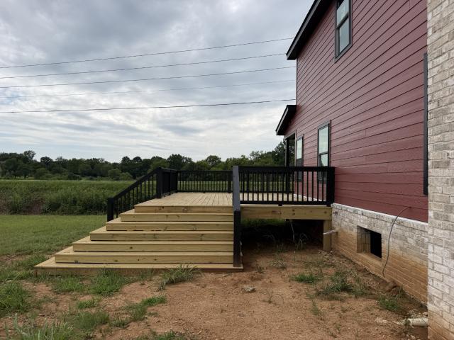 960 W Trimble Rd