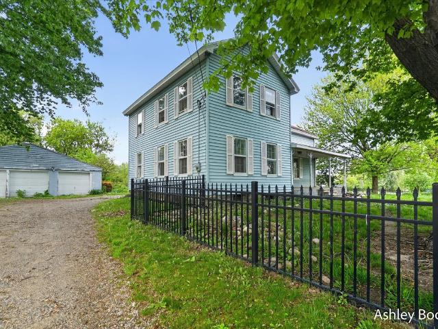 9615 10 Mile Road