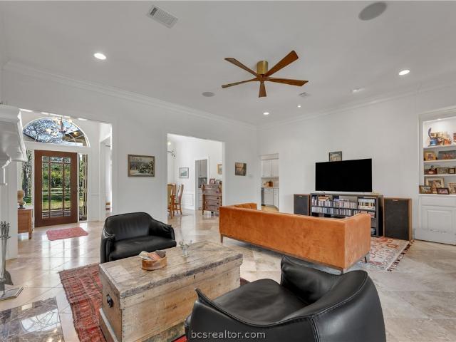 9618 Whispering Ridge