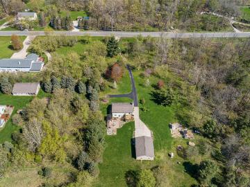 961 Jolly Road