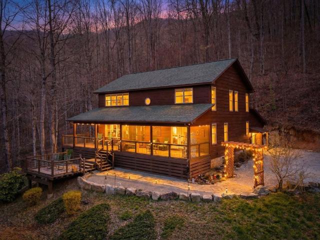 961 S Brooks Cove Rd, Hayesville, NC 28904 | MLS #429040