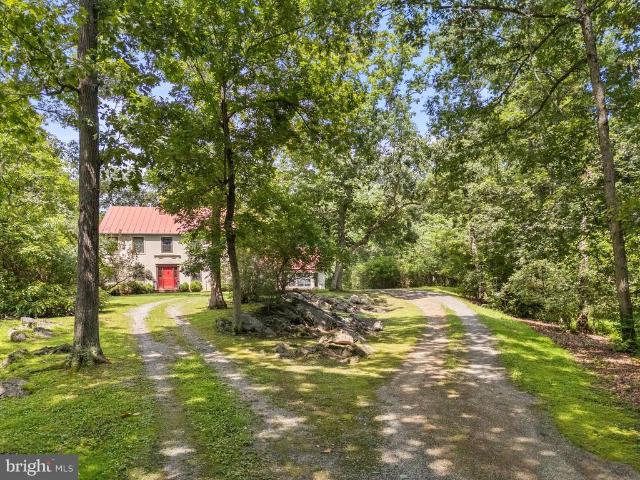 961 Summerville Road