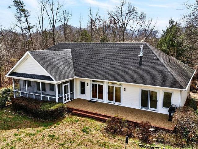 962 Cedar Meadow Dr