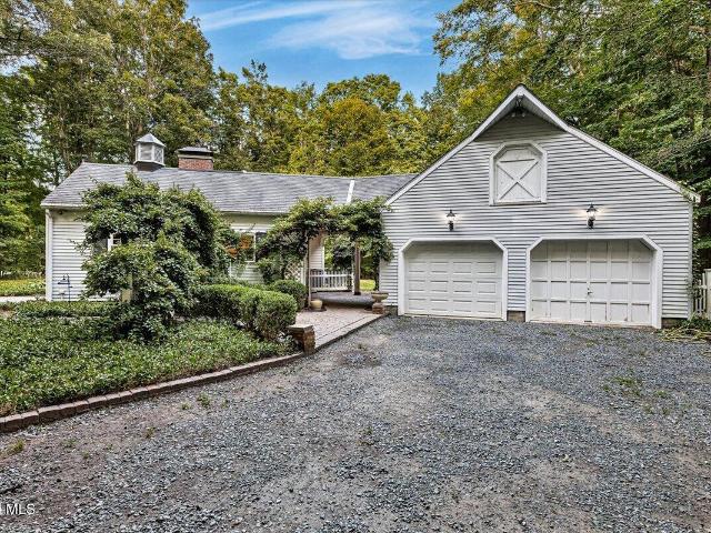 962 Grooms Road