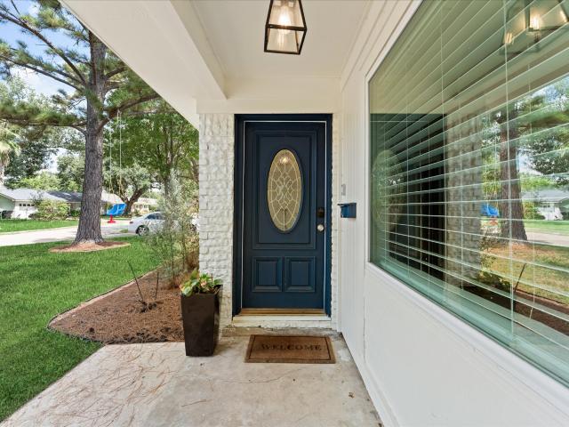 9639 Vogue Lane