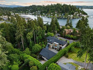 9632 Lake Washington Blvd NE