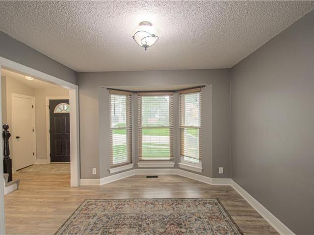 964 E Cavendish Trail