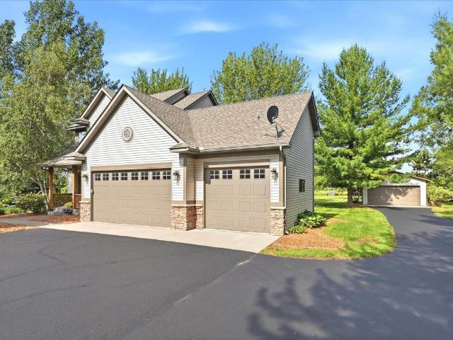 964 Fraser Lane