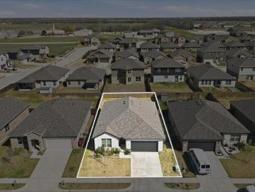 964 Ravenwood Lane