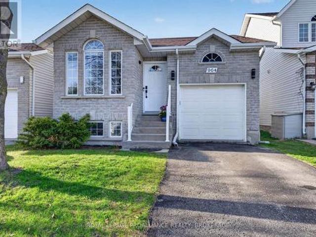 964 Rainbow Crescent, Kingston. East Incl Barret Crt, ON, K7K 7J2 house for sale | Listing ID X13061 | Royal LePage