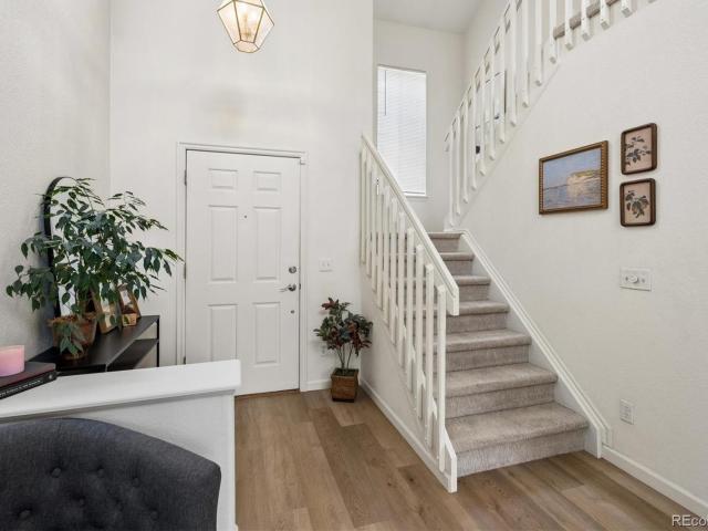 9659 Queenscliffe Drive