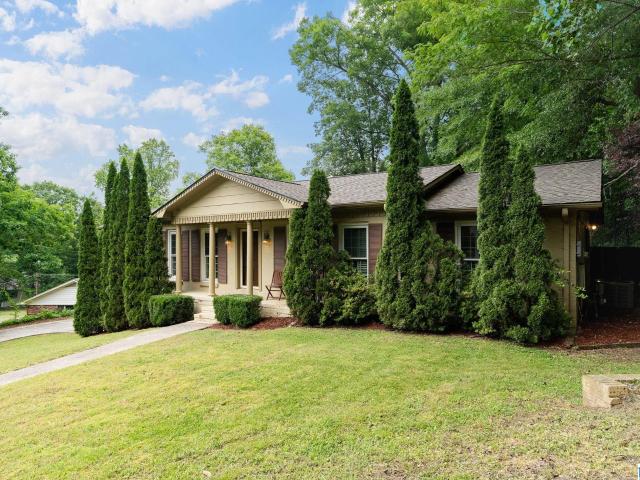 965 Mountain Oaks Drive