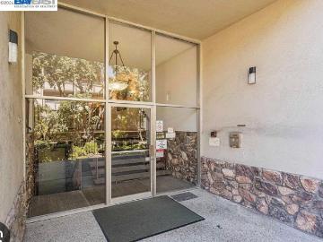 965 Shorepoint Ct, Unit 200, Alameda, CA 94501 | MLS #41129