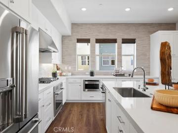965 Walnut Terrace