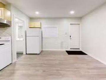 966 Stewart Avenue, Coquitlam, BC, V3K 2N6 house for lease.
