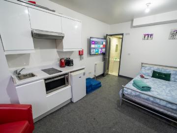 966 PERSHORE ROAD STUDIO 1