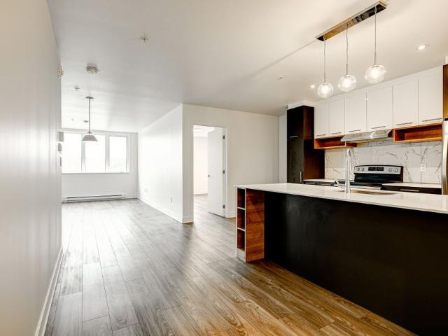 9675 ave Papineau