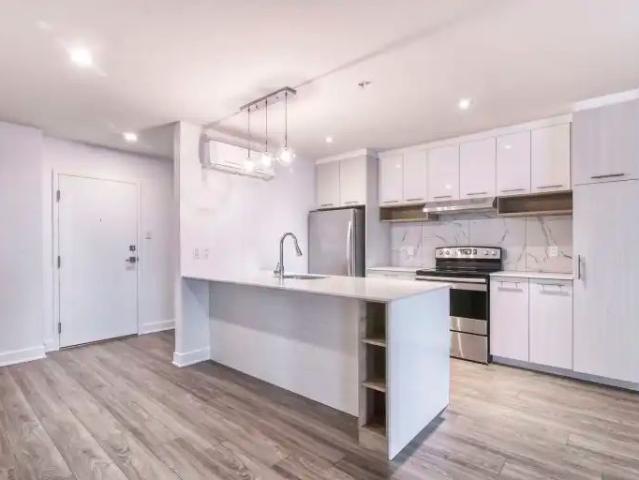 9675 Papineau | 9675 Av. Papineau, Montreal
