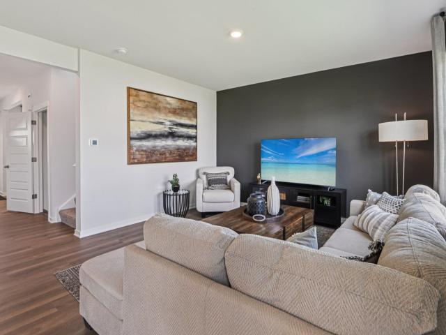 967 Sapphire Lane