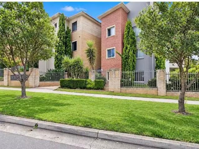 9/6 18 Redbank Road Road, Northmead Apartment for rent Listed.