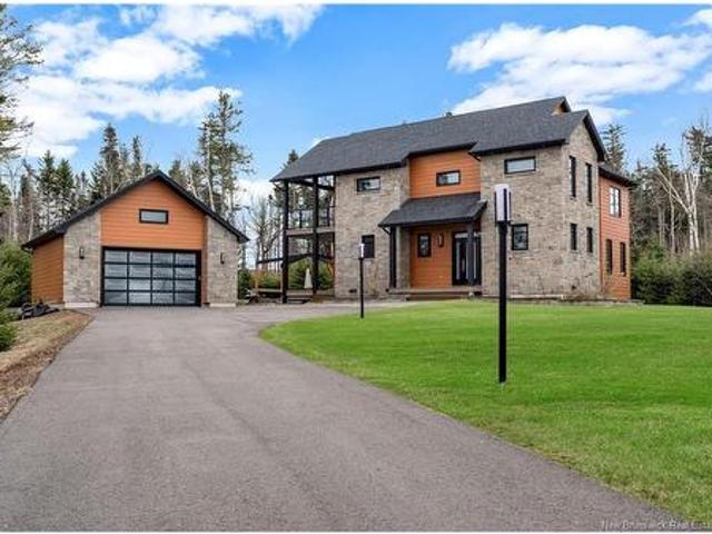 96 Thorncastle, Lutes Mountain, NB, E1G 0P9 house for sale | Listing ID NB137570 | Royal LePage