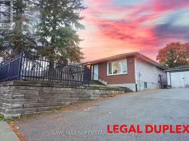 96 Wellington Street E, Barrie, ON, L4M 2C5 house for sale.