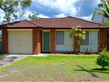 Yarrawonga Park, Awaba - Garden, Parking