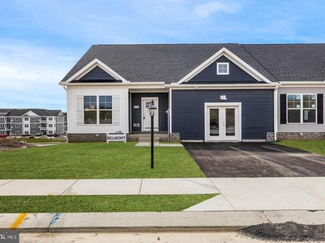 96 Bailey Dr, Hanover, PA 17331