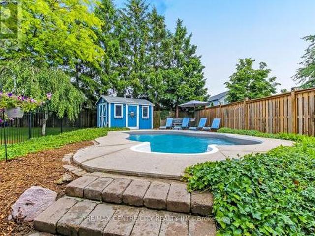 96 Carrie Crescent, St. Thomas, ON, N5R 6C2 house for sale | Listing ID X13560 | Royal LePage