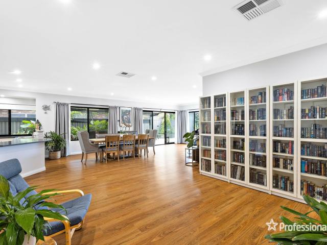 96 Edgecombe PassAveley WA 6069, Australia