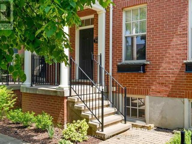 96 Garrison Village Drive, Niagara On The Lake Town, ON, L0S 1J0 house for sale | Listing ID X13527 | Royal LePage