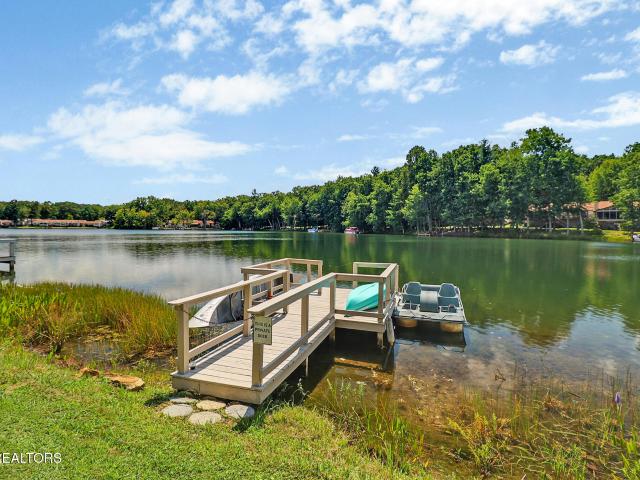 96 Lakeshore Lane 32