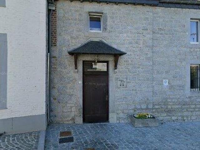 96 m2 apartment for rent in Olne