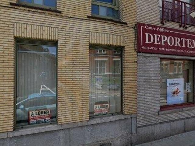 96 m2 apartment for rent in Leuze en Hainaut