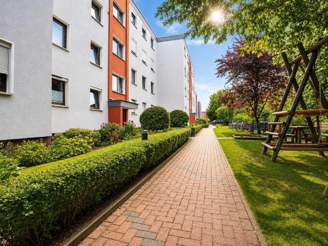 96 m² zum Wohlfühlen großzügige Eigentumswohnung mit Balkon