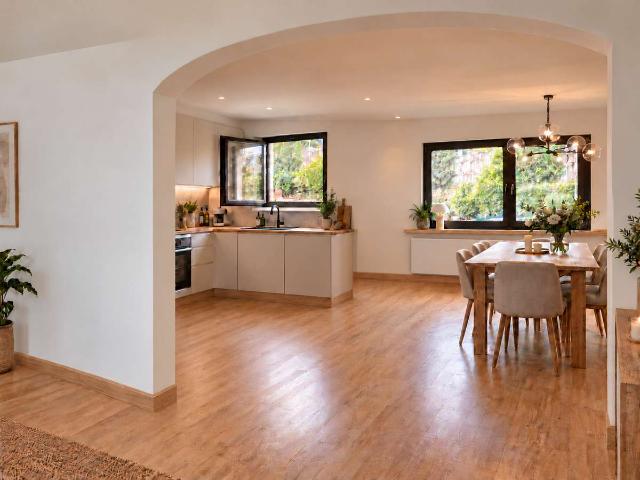 96 m² zum Wohlfühlen: Zwei Wellnessbäder, Balkon ins Grüne und Stellplatz