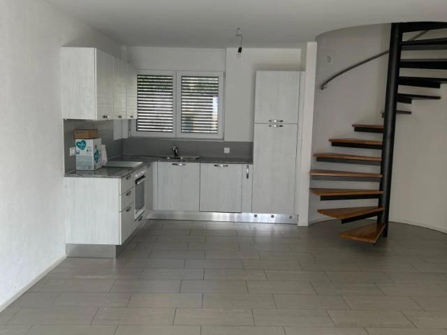 96 m²
