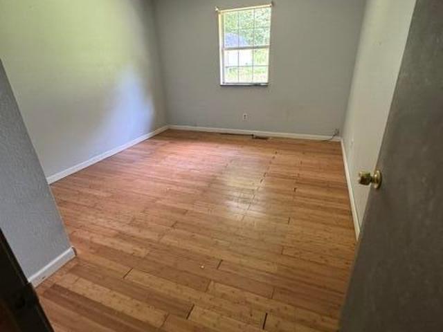 96 Oak Hill Spur