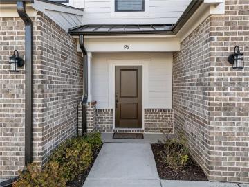 96 Periwinkle Place
